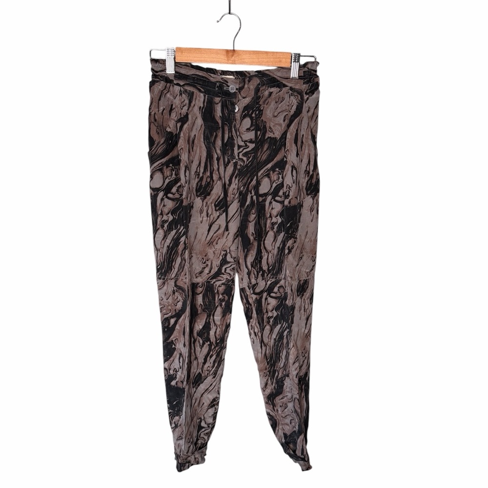 Aritzia Wilfred 100% Silk Marble Printed Jogger Pant - Picture 2 of 10